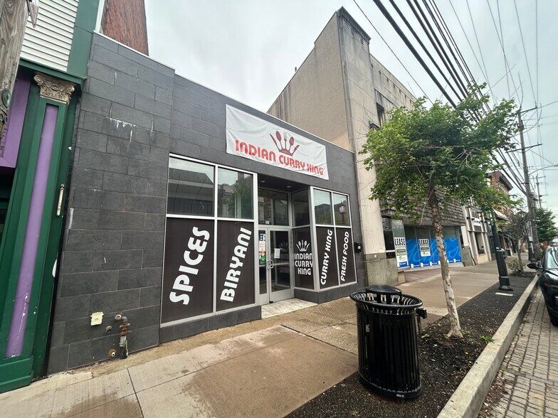 531 Lincoln Ave, Pittsburgh, PA à vendre - Photo de l’immeuble – Image 1 sur 6