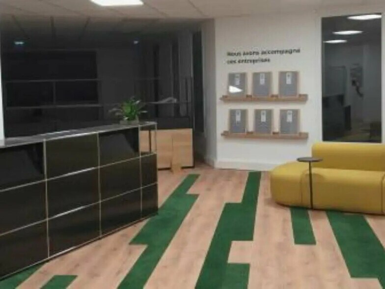 Bureau dans Rouen à louer - Photo de l’immeuble – Image 3 sur 3