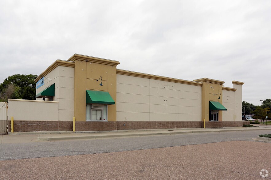 565 N Chelton Rd, Colorado Springs, CO à vendre - Photo de l’immeuble – Image 3 sur 6