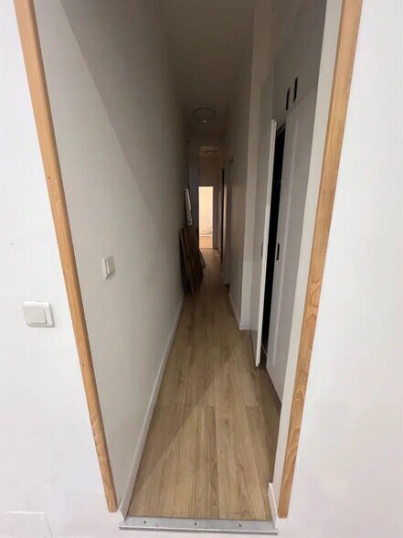 Local commercial dans Vincennes à louer - Photo intérieure – Image 3 sur 4