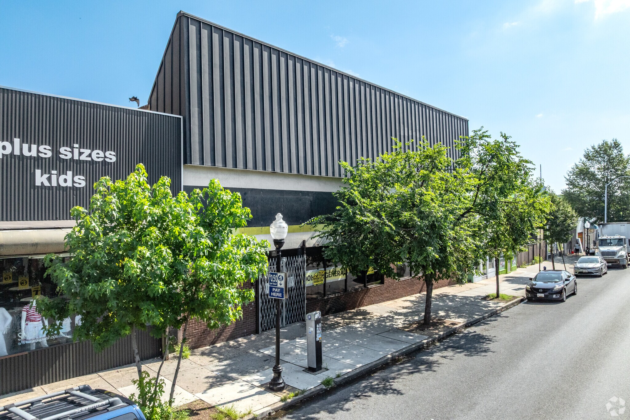 3828 Eastern Ave, Baltimore, MD à louer Photo de l’immeuble– Image 1 sur 17