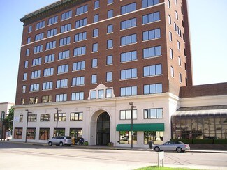 Plus de détails pour 100 N 6th St, Waco, TX - Bureau à louer