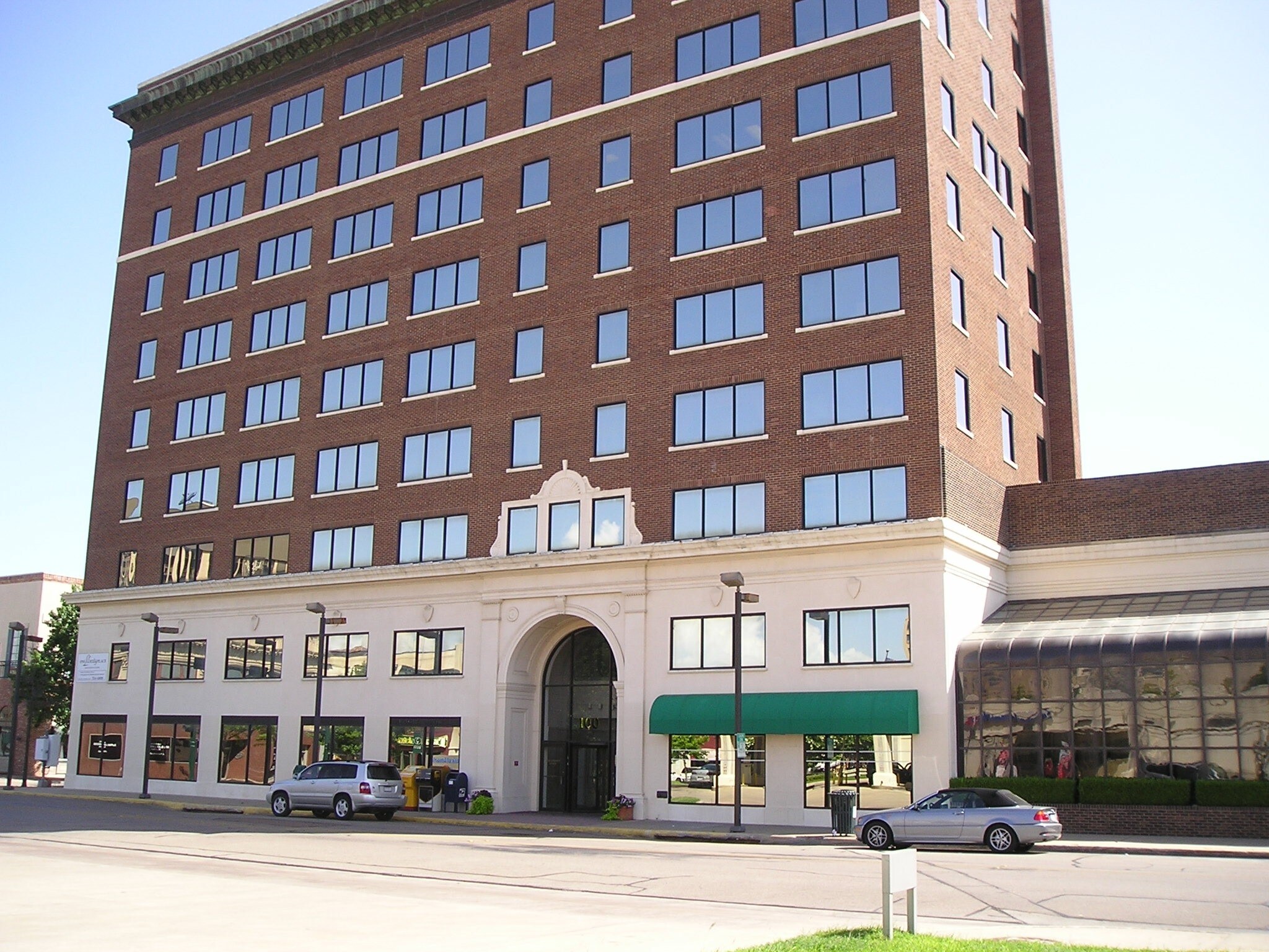 100 N 6th St, Waco, TX à louer Photo principale– Image 1 sur 2