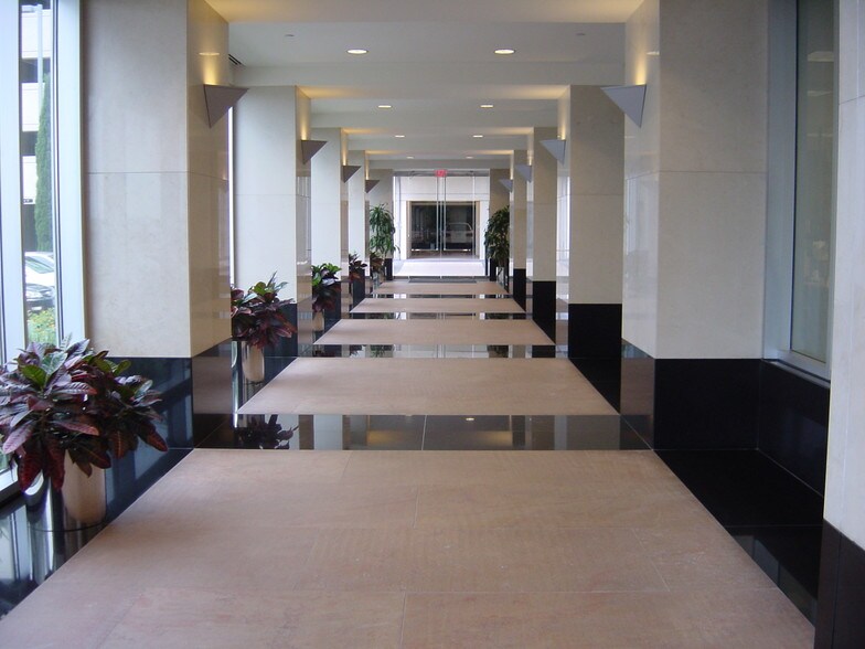 9600 N Mopac Expy, Austin, TX à louer - Photo intérieure – Image 3 sur 25