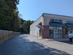 1154 Lawrenceville Hwy, Lawrenceville, GA à louer Photo de l’immeuble– Image 1 sur 4