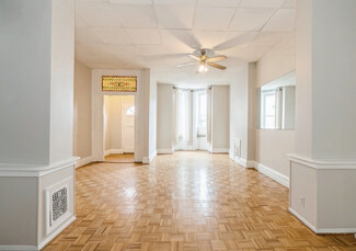 Plus de détails pour 701 Bergen Ave, Jersey City, NJ - Local commercial à vendre