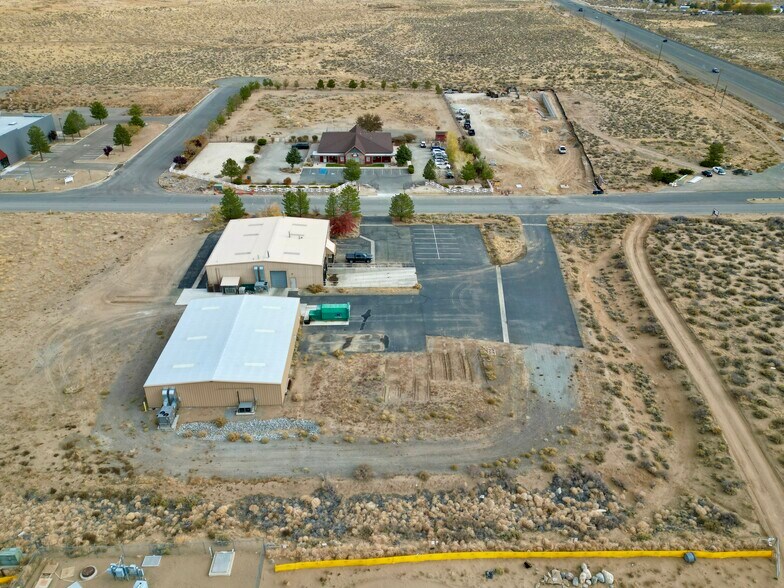 9 Enterprise Way, Dayton, NV à louer - Photo de l’immeuble – Image 3 sur 14