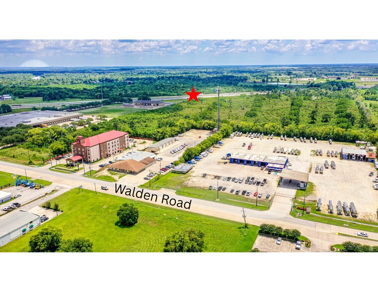 +/- 1.64 I-10 West, Beaumont, TX à vendre - Photo de l’immeuble – Image 2 sur 7