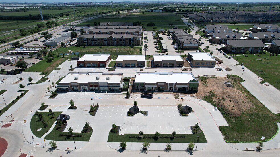514 Tally Blvd, Justin, TX à vendre - Photo de l’immeuble – Image 3 sur 12