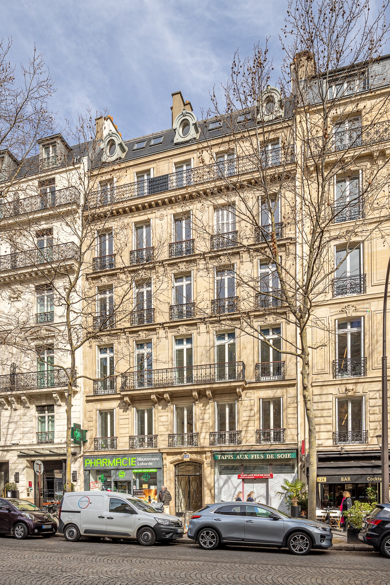 Local commercial dans Paris à louer Photo principale– Image 1 sur 4