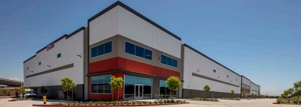 9050 Airway Rd, San Diego, CA à louer - Photo principale – Image 1 sur 9