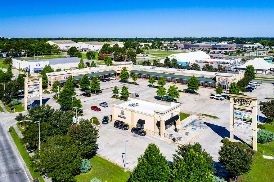 10330 Airline Hwy, Baton Rouge, LA à louer - Photo principale – Image 1 sur 2
