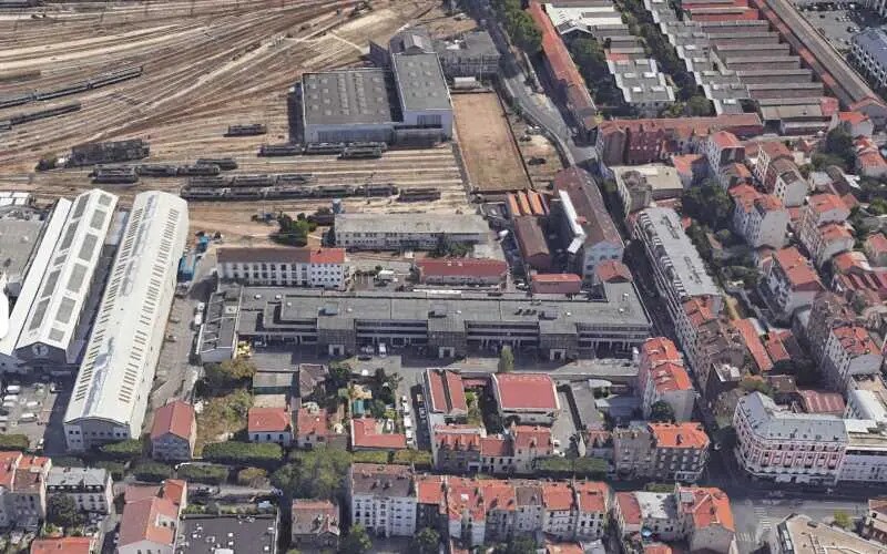 Local d’activités dans Ivry-sur-Seine à louer - Photo de l’immeuble – Image 2 sur 25