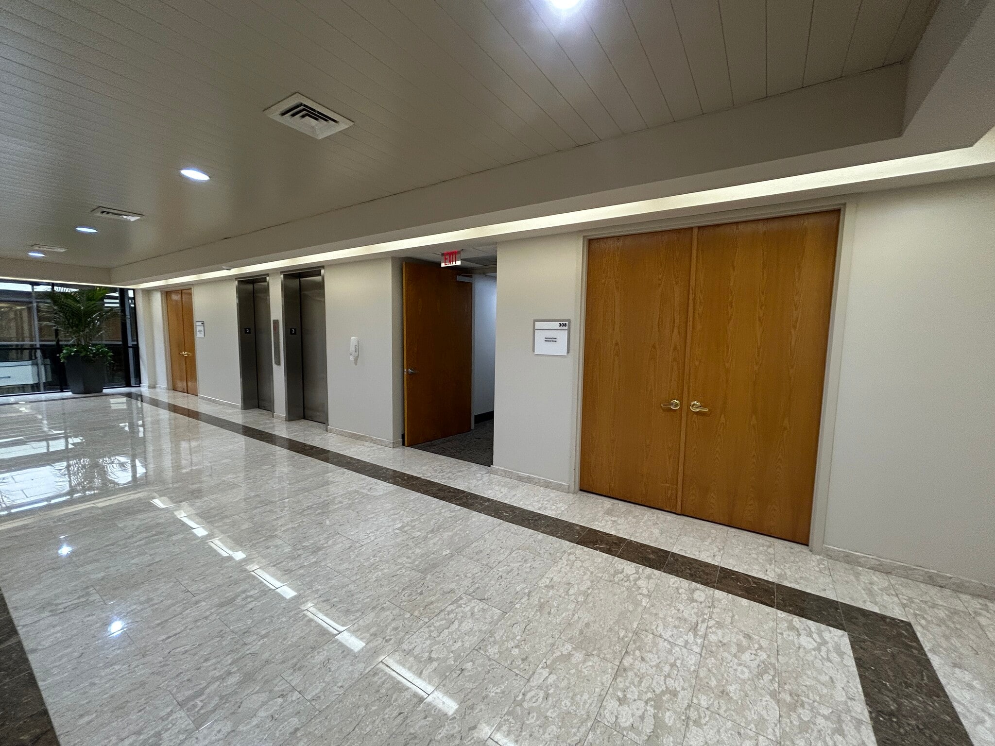 1776 N Pine Island Rd, Plantation, FL à louer Photo intérieure– Image 1 sur 5