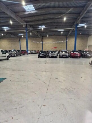 Plus de détails pour 46 Rue Constantin Pecqueur, Taverny - Bureau, Local d'activités à louer