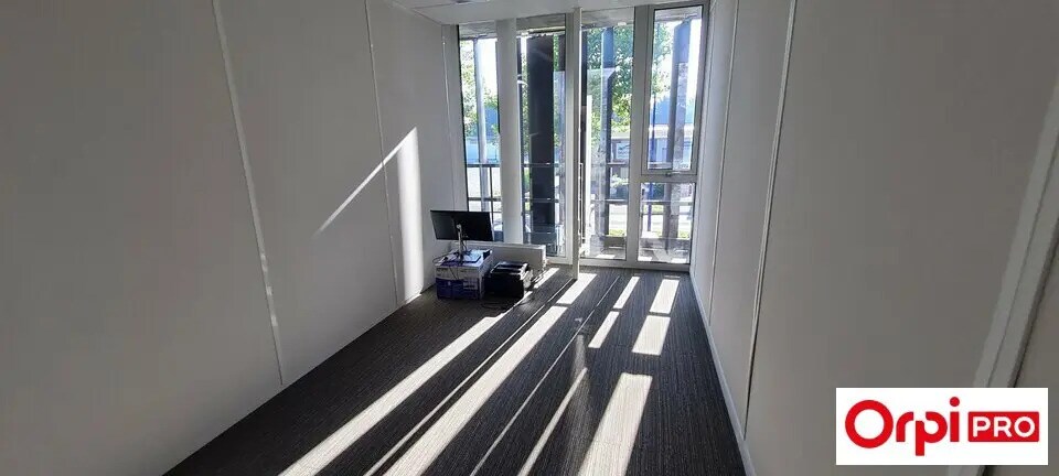 Bureau dans Trégueux à louer - Photo de l’immeuble – Image 2 sur 5
