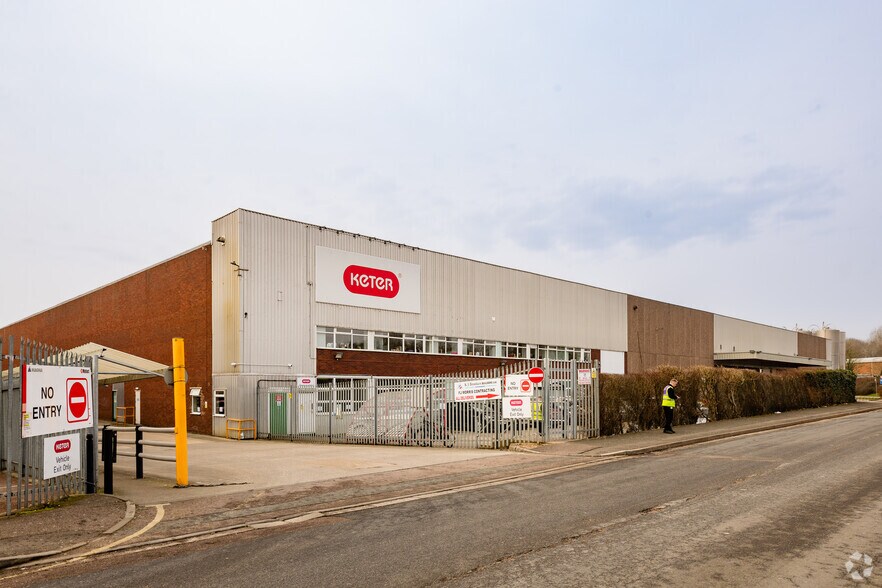 Beaumont Rd, Banbury à louer - Photo principale – Image 1 sur 5