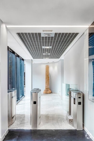 Vía De Las Dos Castillas, 33, Pozuelo de Alarcón, Madrid à louer - Photo de l’immeuble – Image 2 sur 21