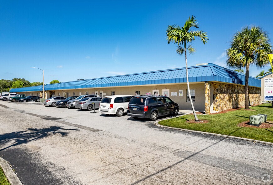 8800 49th St N, Pinellas Park, FL à vendre - Photo principale – Image 1 sur 5