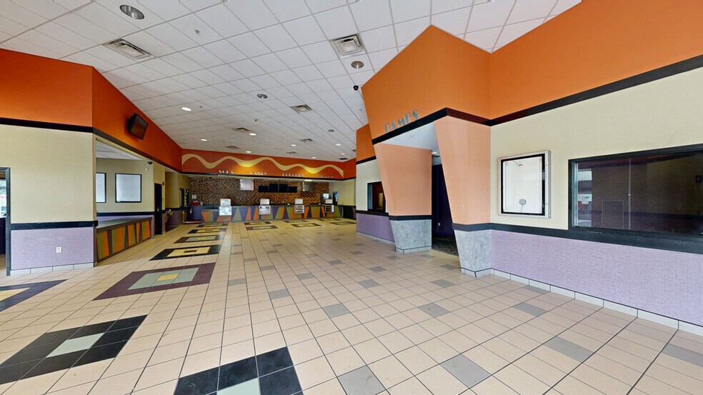 2200 Lebanon Valley Mall, Lebanon, PA à vendre - Numérisation 3D Matterport – Image 2 sur 20