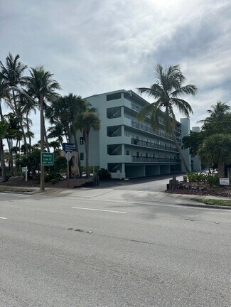 Plus de détails pour 2335 Tamiami Trl N, Naples, FL - Bureau, Bureau/Local commercial à louer