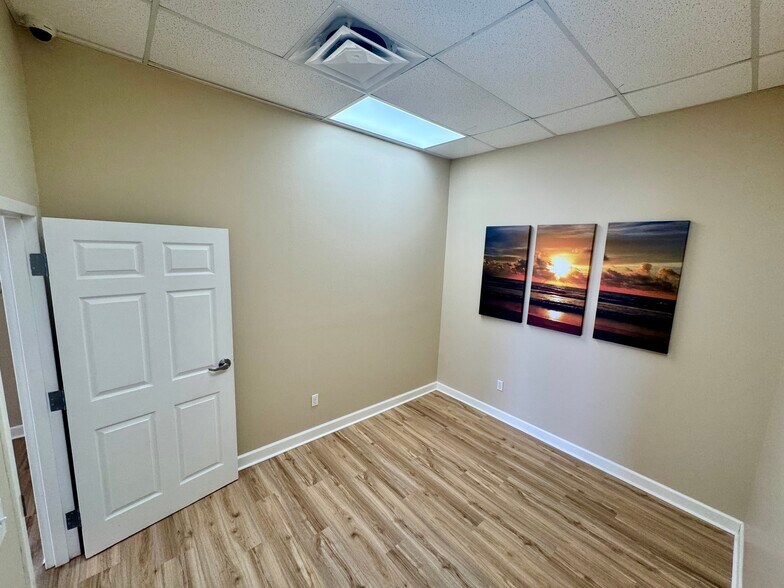 1437 N US Highway 1, Ormond Beach, FL à vendre - Photo de l’immeuble – Image 3 sur 12