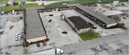5222-5232 Tractor Rd, Toledo, OH à louer Photo de l’immeuble– Image 1 sur 3