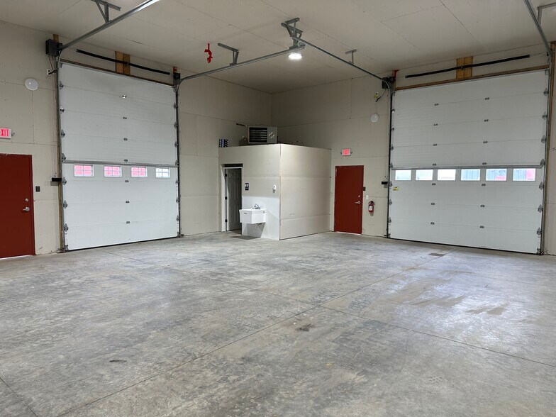 9775 Industrial Dr, Horace, ND à louer - Photo intérieure – Image 2 sur 6