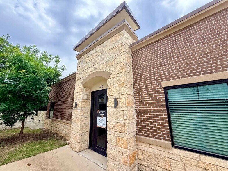 14111 King Rd, Frisco, TX à vendre - Photo de l’immeuble – Image 1 sur 3