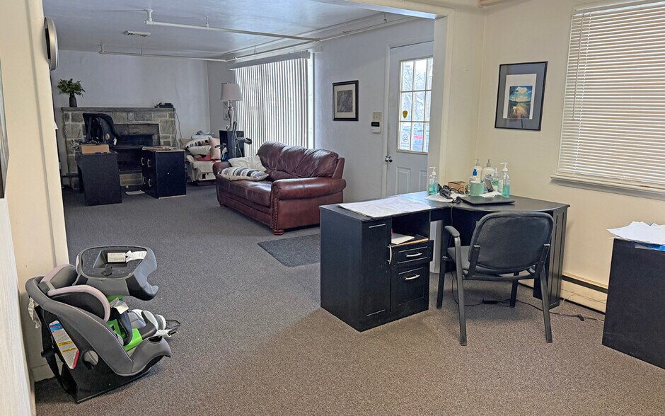 3265 Fulling Mill Rd, Middletown, PA à vendre - Photo de l’immeuble – Image 3 sur 13