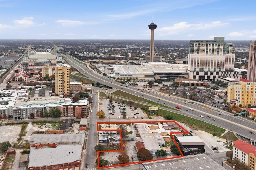 1124 E Houston St, San Antonio, TX à vendre - Photo principale – Image 1 sur 9