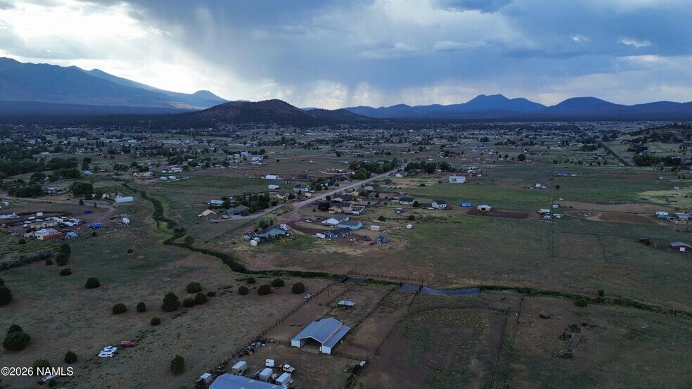 7542 E Rope Rd, Flagstaff, AZ à vendre - Photo de l’immeuble – Image 2 sur 14