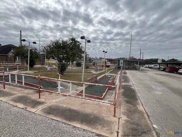 3102 Sam Houston Dr, Victoria, TX à vendre - Photo principale – Image 1 sur 10