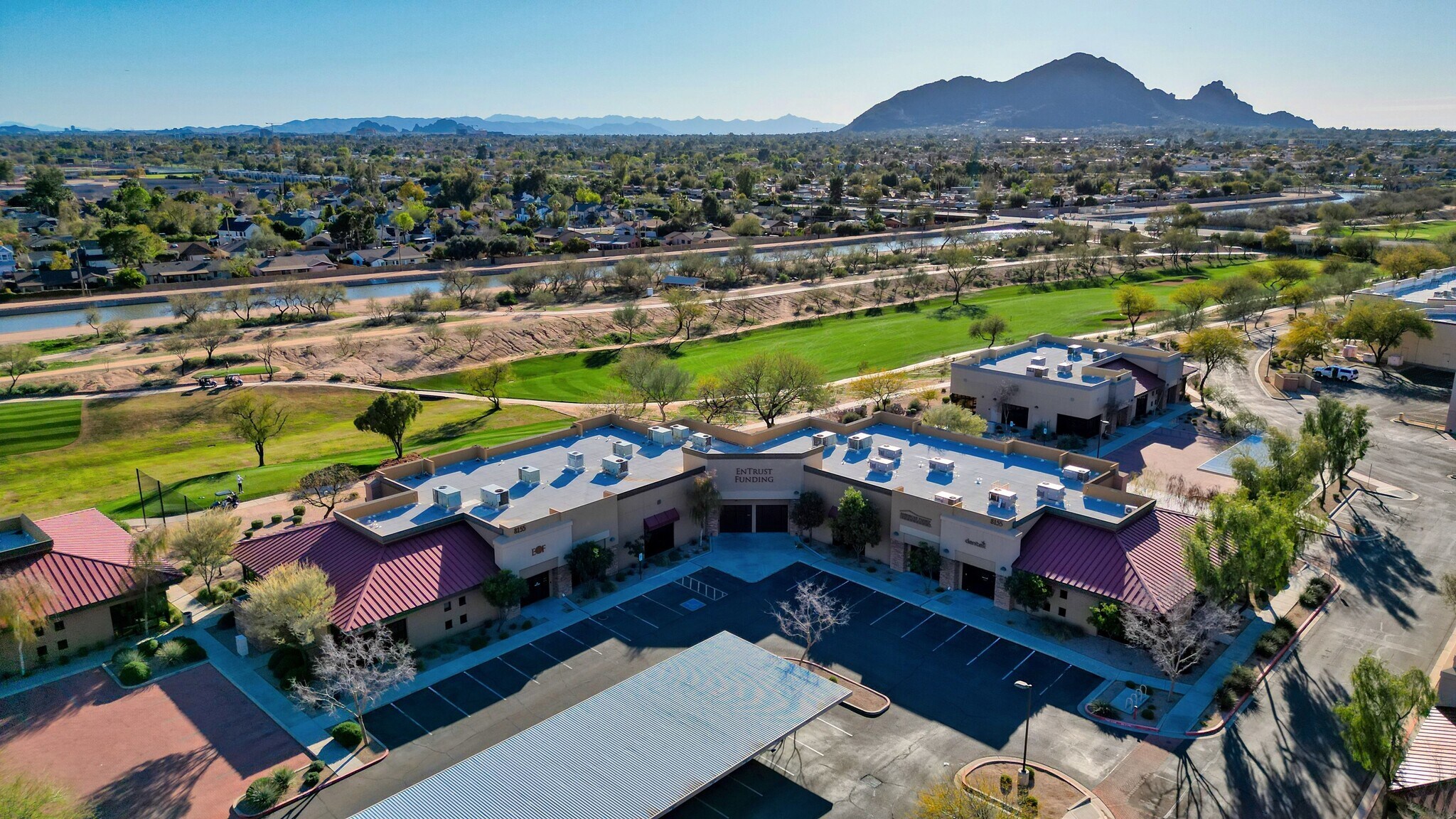 8155 E Indian Bend Rd, Scottsdale, AZ à vendre Photo principale– Image 1 sur 51