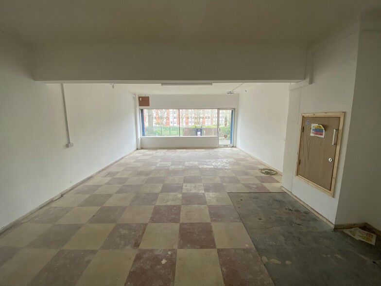 259-262 St Anns Clos, Newcastle Upon Tyne à louer - Photo de l’immeuble – Image 3 sur 4