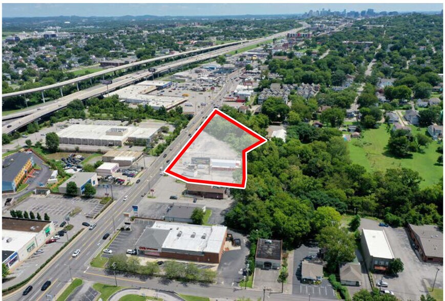 5501 Charlotte Pike, Nashville, TN à louer - Photo de l’immeuble – Image 2 sur 6