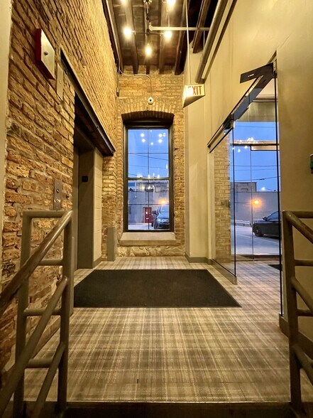 1525 W Homer St, Chicago, IL à louer - Photo intérieure – Image 3 sur 15