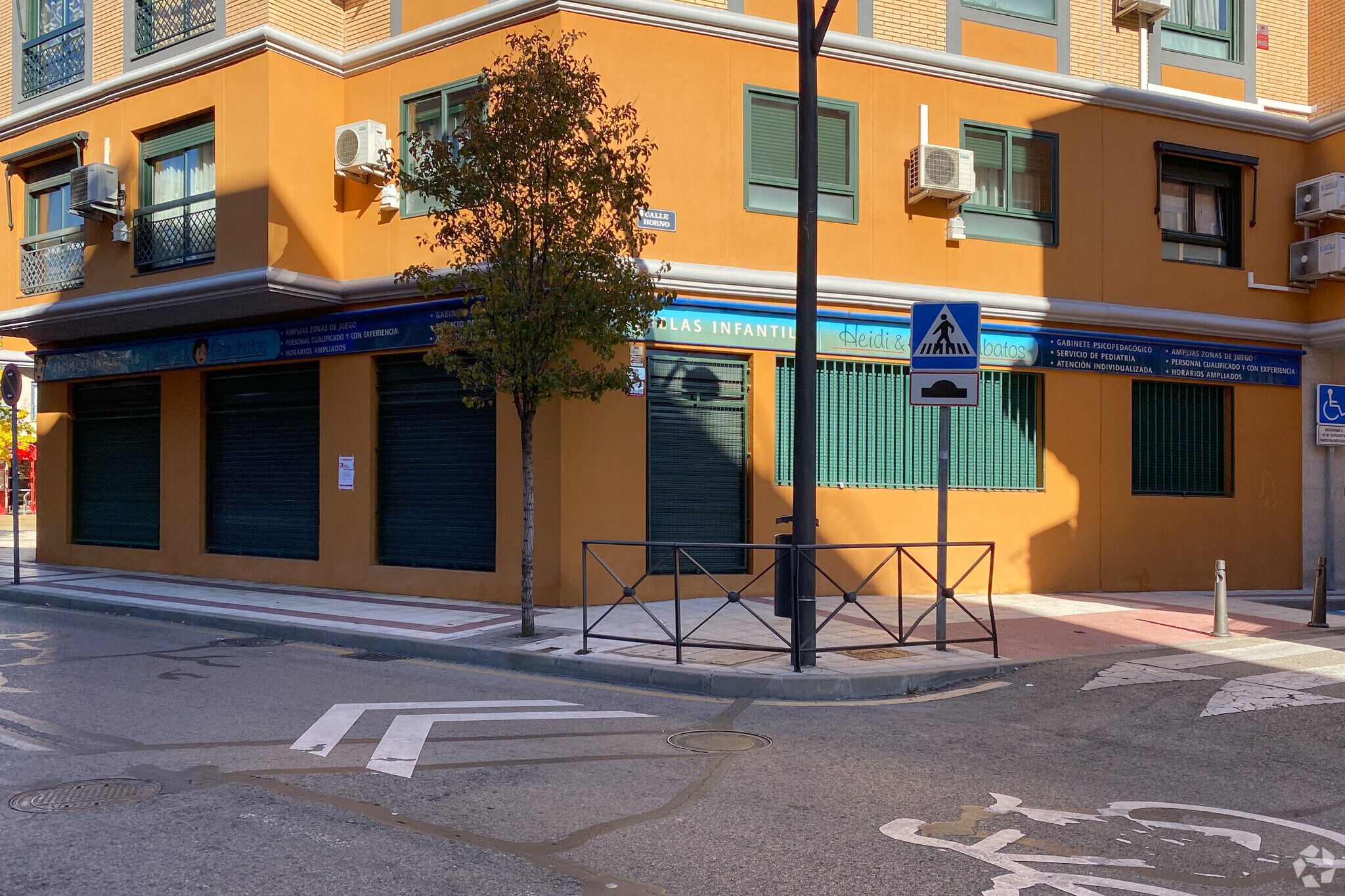 Local commercial dans Getafe, Madrid à louer Photo de l’immeuble– Image 1 sur 4