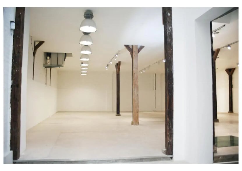 Local commercial dans Paris à louer - Photo intérieure – Image 2 sur 8