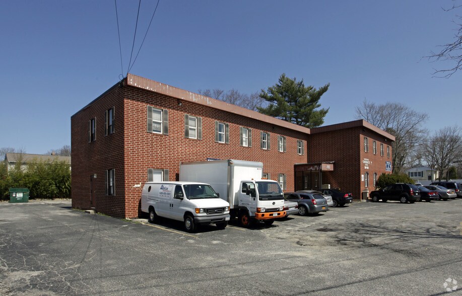 195 Smithtown Blvd, Nesconset, NY à louer - Photo de l’immeuble – Image 2 sur 4