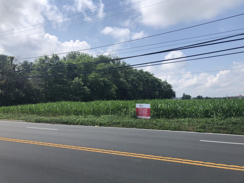 359 Princeton Hightstown Rd, East Windsor, NJ à vendre - Aérien – Image 3 sur 3