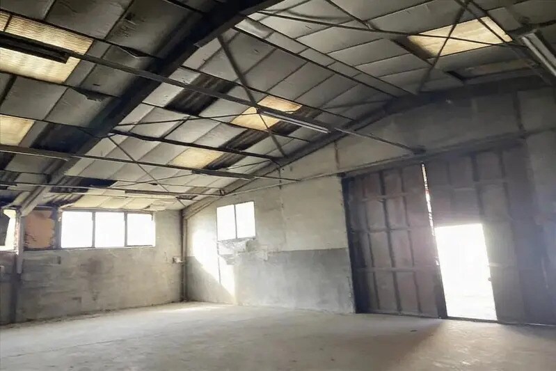Industriel/Logistique dans Bernay à vendre - Photo intérieure – Image 2 sur 11