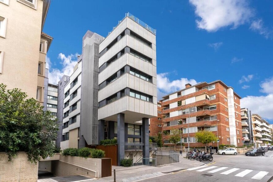 Passeig De La Bonanova, 69, Barcelone, Barcelona à louer - Photo de l’immeuble – Image 1 sur 8