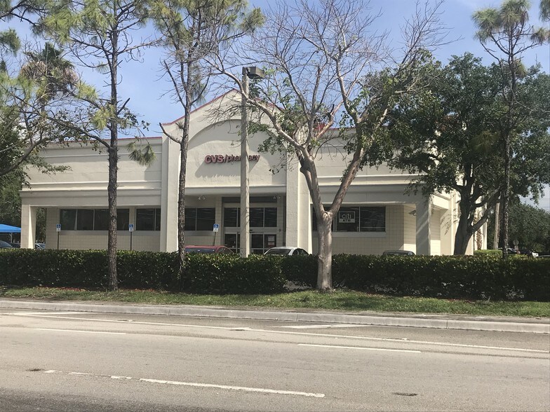 8151 Wiles Rd, Coral Springs, FL à vendre - Photo de l’immeuble – Image 1 sur 17