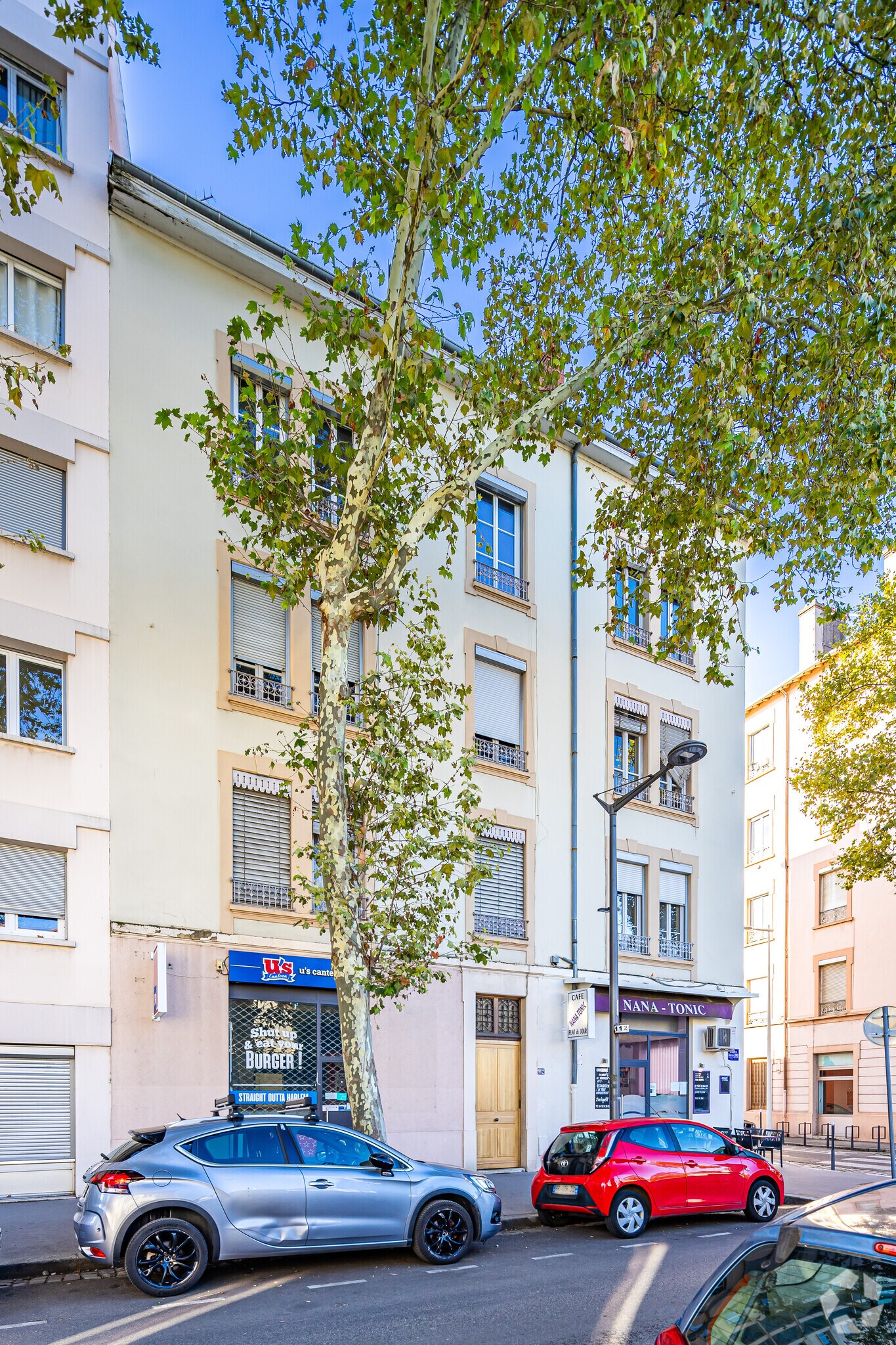 112 Cours Docteur Long, Lyon à louer Photo de l’immeuble– Image 1 sur 9