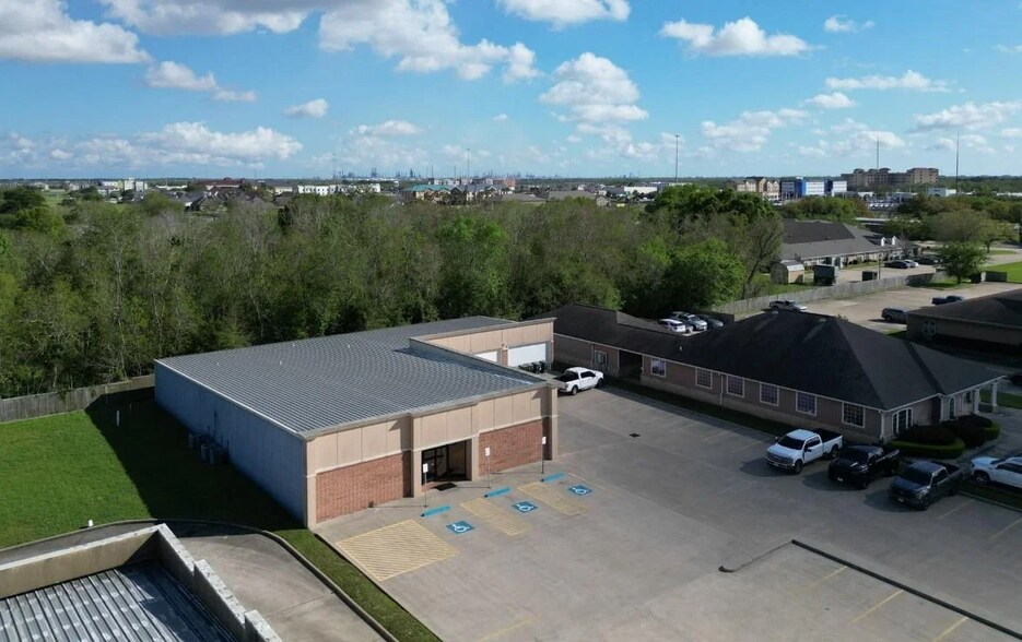 3180 Central Mall Dr, Port Arthur, TX à vendre - Photo de l’immeuble – Image 2 sur 13