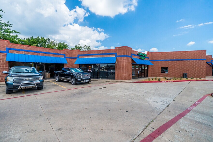 405 N McDonald St, McKinney, TX à louer - Photo de l’immeuble – Image 3 sur 9