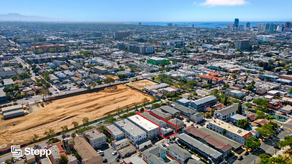 1425 Cedar Ave, Long Beach, CA à vendre - Photo de l’immeuble – Image 2 sur 10