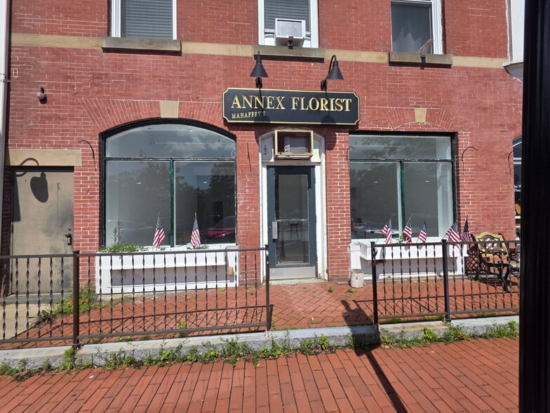 9 Arch St, Pawling, NY à louer - Photo de l’immeuble – Image 2 sur 5