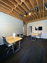 250 Mill St, Rochester, NY à louer Photo intérieure– Image 2 sur 2
